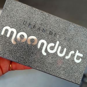 Urban decay moon dust pallet